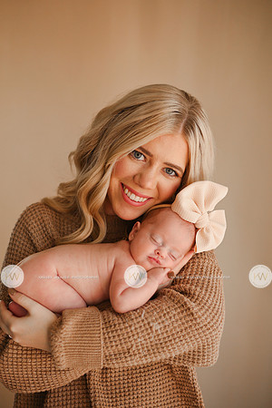 Hollyn-37