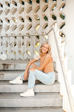 Chloe-175