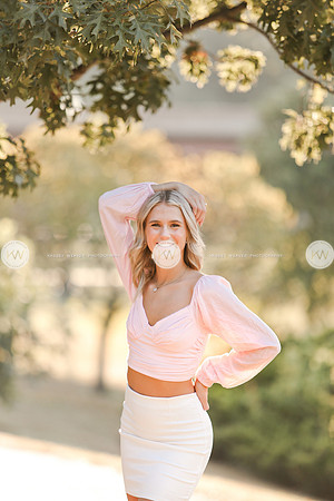 Chloe-190