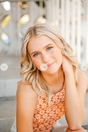 Chloe-173
