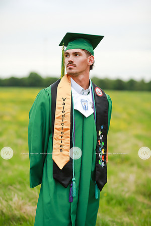 LukerGrad26-24