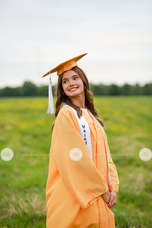 LukerGrad26-49