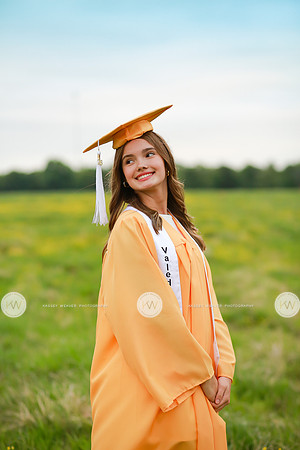 LukerGrad26-49-2